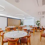 Ingate Hotel *